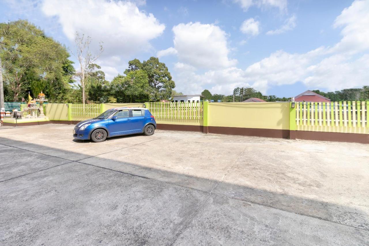 Oyo 632 Thanagrit Apartelle Tha Mai Kültér fotó