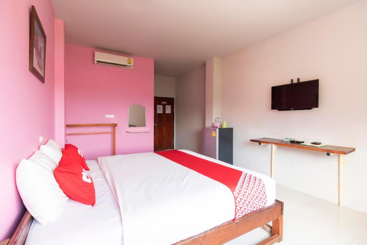Oyo 632 Thanagrit Apartelle Tha Mai Kültér fotó